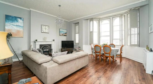 Stunning 2-bed Apartment in Weston-super-mare, Varaa Huoneisto Asunnot kohteessa Merseyside, Huoneisto