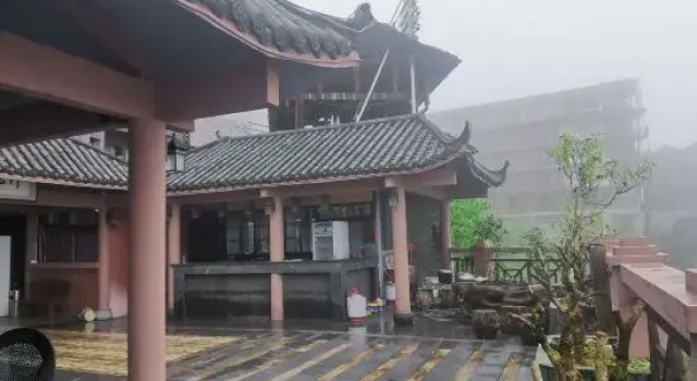 Shenlongtang Hotel