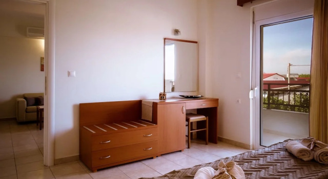 Апартаменты с балконом Tsambikos Apts