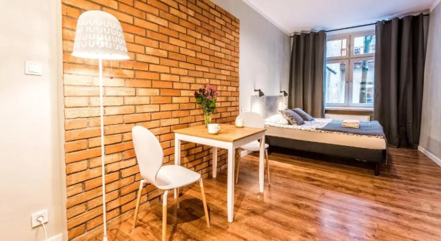 Flamingo Premium Hostel, Забронировать Хостел Недорогие отели Кракова, рядом с Церковь Святого Франциска Ассизи, недорого