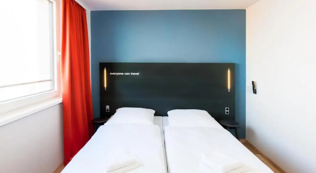 Standardní Dvoulůžkový s manželskou postelí pokoj Hotel Fortuna Rhea