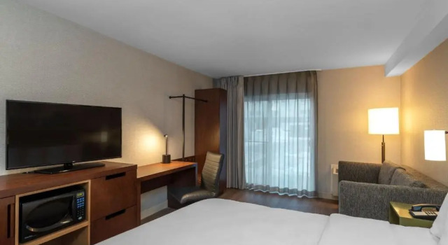Двухместный номер Superior Цокольный этаж Comfort Inn Hamilton - Stoney Creek