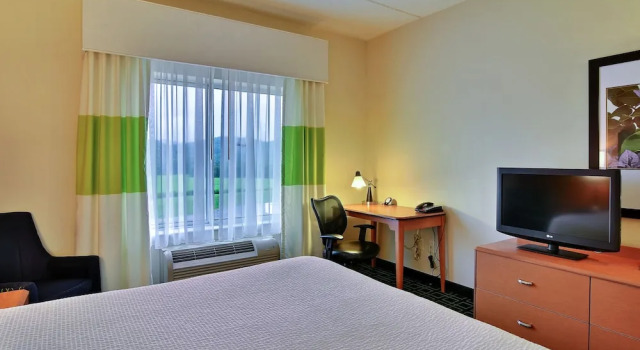 Двухместный номер Standard Fairfield Inn & Suites Huntingdon Route 22 Raystown Lake