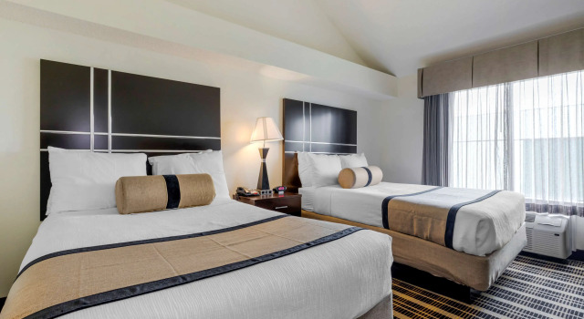 Четырёхместный номер Standard Best Western Plus Rockwall Inn & Suites