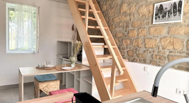 Коттедж c 1 комнатой Surf-themed stone house at Kalliopi 2