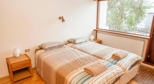 Cozy 60's villa in Reykjavik, Prenota Villa Cottage a Regione della Capitale, Cottage