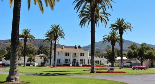 Апартаменты Amazing Stay in Silverado with Self-Check-in