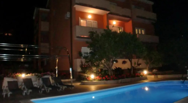 Двухместный номер Classic с балконом Apartments Bene