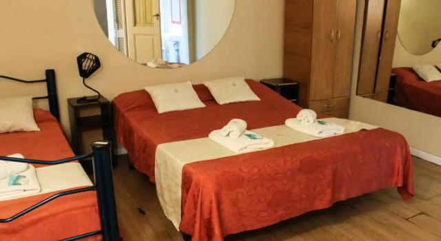 Трёхместный номер Standard Casi Guemes Hotel