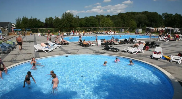 KronoCamping Saxnäs, Book Hotel Hotels in Kalmar with a Pool, Swimming Pool