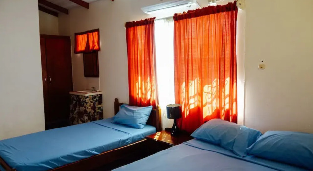 Scraper's Guest House, Rezervovat Penzión Hillsborough Carriacou Island