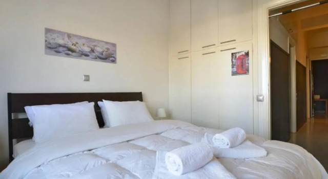 Kerameikos, a lovely apartment