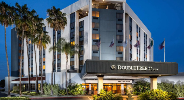 Номер Standard DoubleTree by Hilton Carson