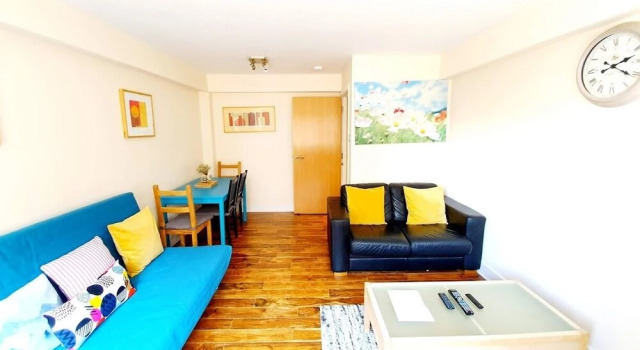 Stunning Spacious  Flat In Glasgow City, Забронировать Апартаменты/квартира Глазго Стратклайд, рядом с Подвесной мост Портленд-Стрит