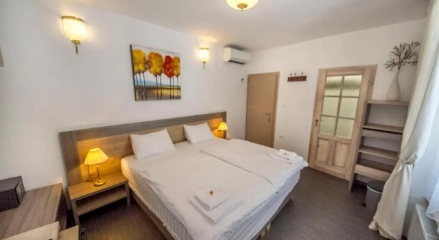OH Apartments & Rooms