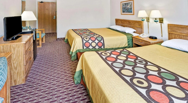 Четырёхместный номер Standard Super 8 by Wyndham Canonsburg/Pittsburgh Area