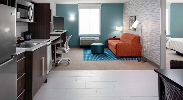 Двухместный люкс Home2 Suites By Hilton North Charleston University Blvd