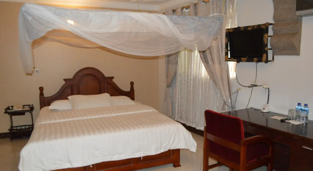 Super Paradise Hotel, Varaa Hotelli Kampala Uganda, lähellä Rubaga Cathedral