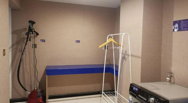 Yeste Hotel (Bama Bus Terminal), Book Hotel Bama Guangxi