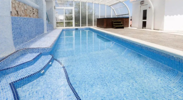 Llumicel, Rezervați Hotel Ador Barcelona