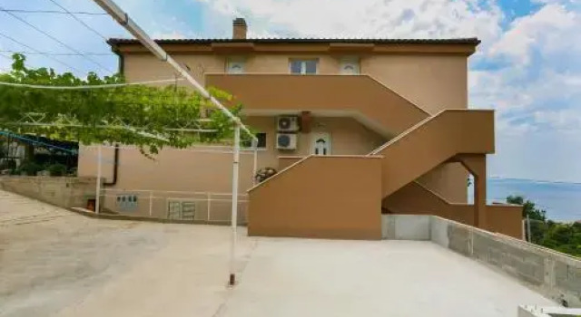 Apartments Intrada
