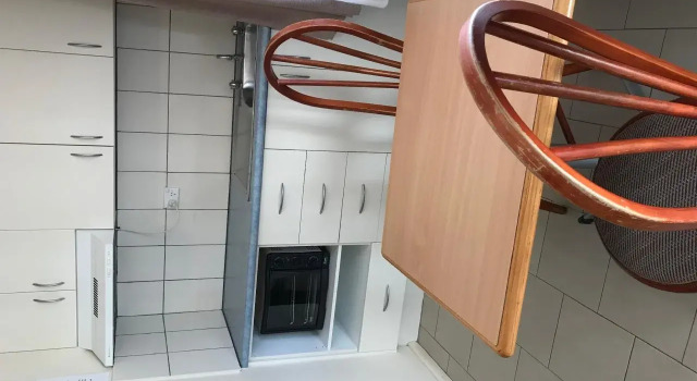 Holiday Lodge Motor Inn, Забронировать Отель Нарума Еврободалла, рядом с Пристань для яхт Нарума