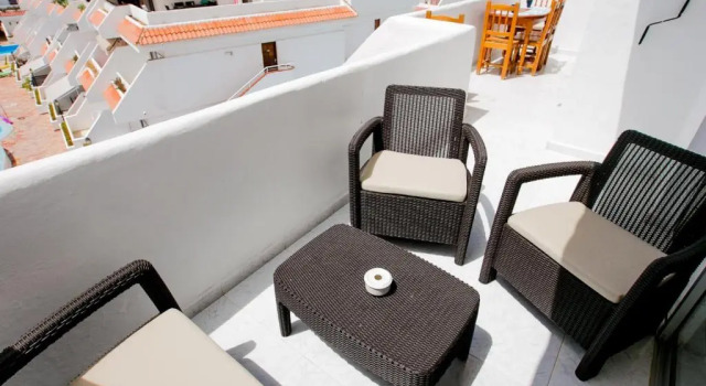 Las FLORITAS 23 Terrace and Swimming Pool