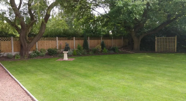 Коттедж Oaktree Lodge