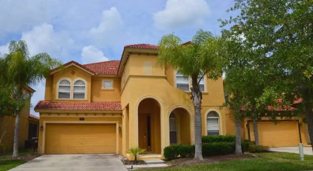 Kissimmee-Davenport Pool Homes by Hayes