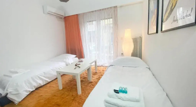 2 bedroom apartment close to Piraeus port