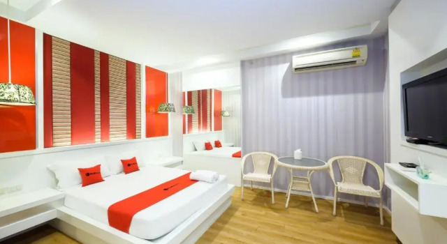 Номер Standard RedDoorz Plus Ruen Rattana Resort
