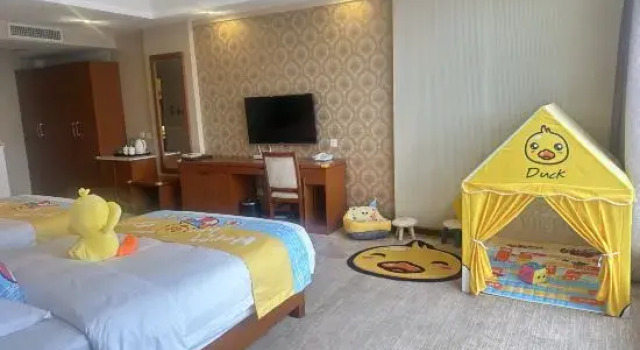 Люкс Fuyong Yinfa Hotel