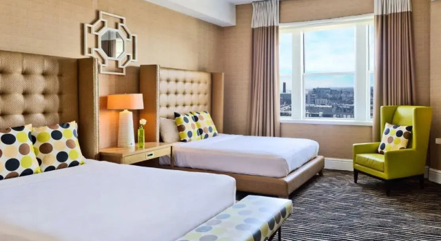 Четырёхместный номер Standard Berkeley Oceanfront Hotel