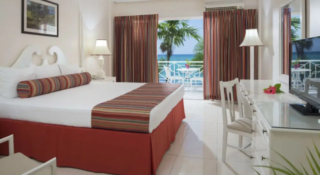 Номер Deluxe с балконом и с видом на океан SeaGarden Beach Resort - All Inclusive