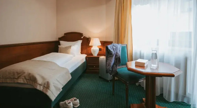 Одноместный номер Standard с балконом MANNI das Hotel