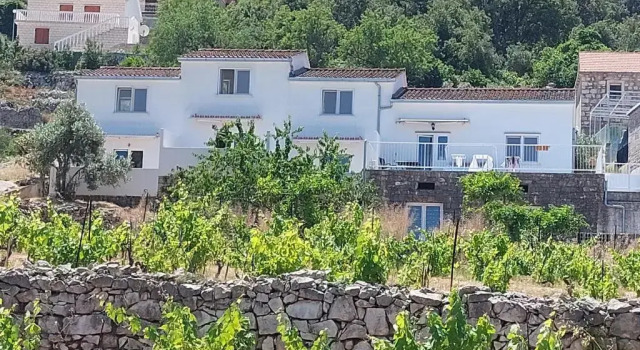 The White House Lumbarda, Забронировать Отель Лумбарда остров Корчула