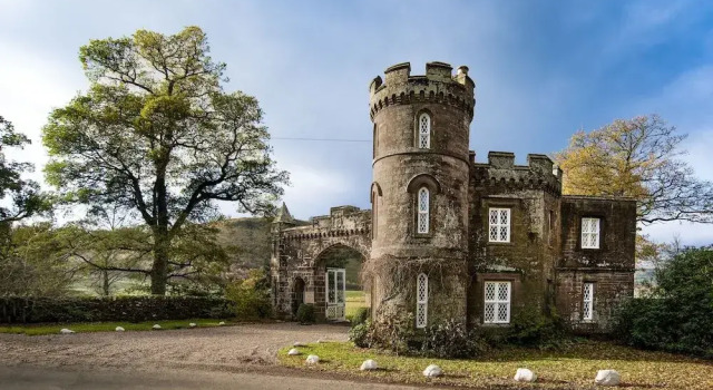 East Gatehouse Lodge, Rezervați Casă de vacanță Hoteluri SPA în Crieff, SPA