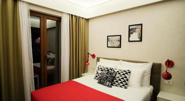 Двухместный номер Standard с балконом SL Industry Hotel