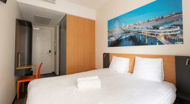 easyHotel The Hague City Centre