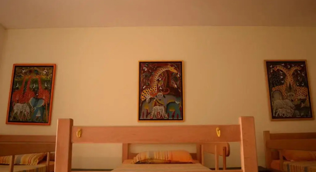 Кровать в общем номере Sun Hostel