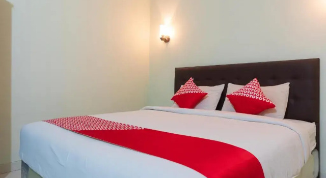 Номер Standard Super OYO 1682 Greenia Hotel