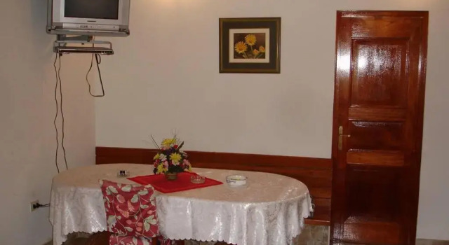 Swiss Chalet with Private Kitchen near Lima, Book Chalet Canta Provincia de Lima
