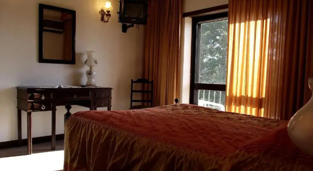 Lavanda Hotel Mira Serra, Забронировать Отель Селорику-да-Бейра Beira Interior Norte