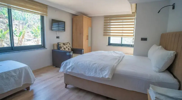 Iotape Hotel Antalya, Забронировать Отель Отели провинции Антальи с парковкой, Парковка
