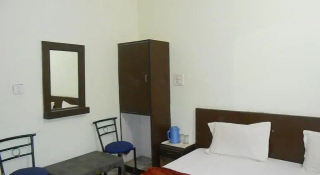 Hotel Jyoti Villa, Забронировать Отель Агра штат Уттар-Прадеш