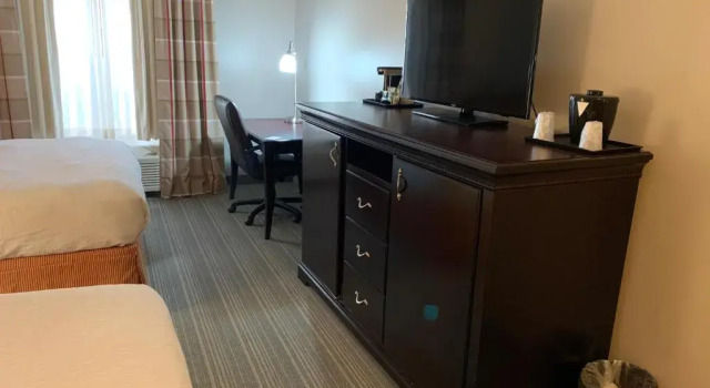 Четырёхместный номер Standard Country Inn & Suites by Radisson, Kearney, NE