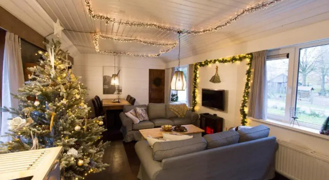 Коттедж с 3 комнатами B&B Angelbeeck