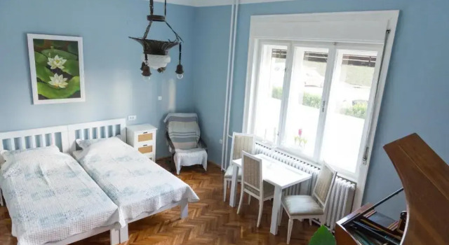 Apartments Girasole, Забронировать Апартаменты/квартира Недорогие отели Нови-Сад, рядом с Museum of Vojvodina, недорого