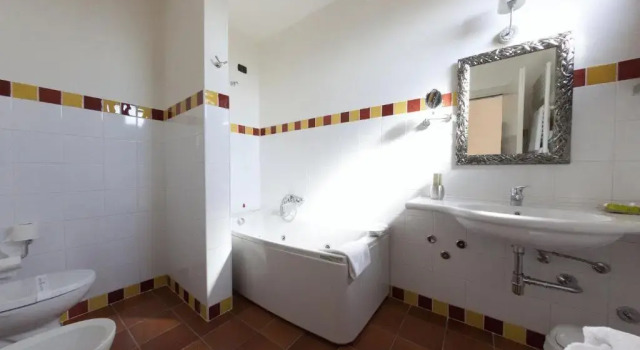Полулюкс Hotel San Miniato