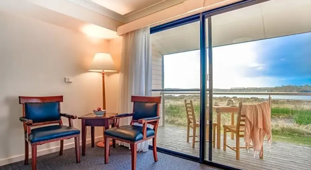 Двухместный номер Standard с видом на воду Panorama Hotel St Helens